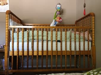 Moving Sale -- Baby bed + mattress 1