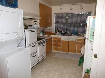 $1170 / 140ft2 - 1 room available 5/1/2017 (palo alto) 3