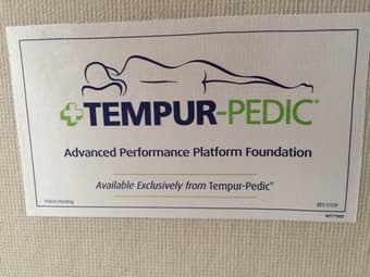 Queen Size Box Spring/Mattress Platform Tempur-Pedic 2