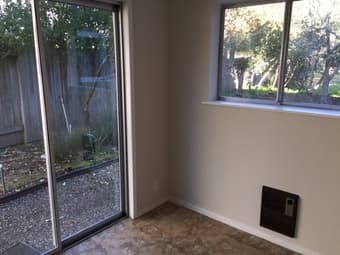 Small studio apartment on campus 2