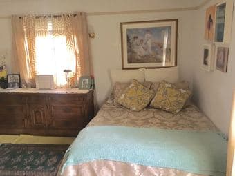 Rooms available in large house close to Stanford available April 1st 2