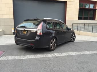 2009 Saab 9-3 Aero XWD Wagon, clean title, all wheel drive 3