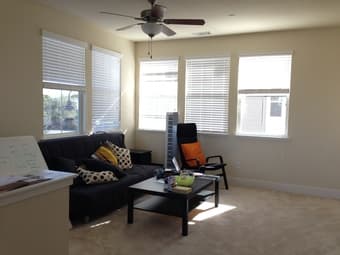 2 bedrooms available in nice 3B/3B Townhouse close to Google 2