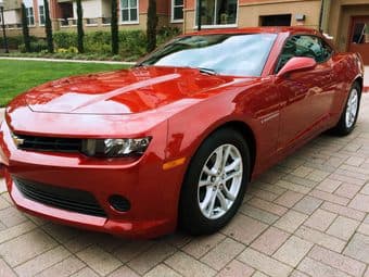 Camaro 2014 **Very Low Mileage** Like New - $17240 1