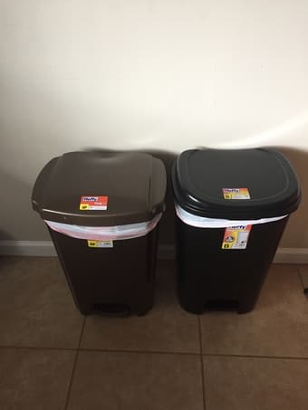 Trash bins for sale 1