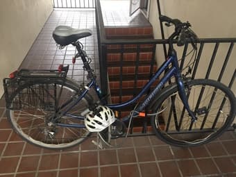 Mountain Bike in Great Working Condition For Sale 2