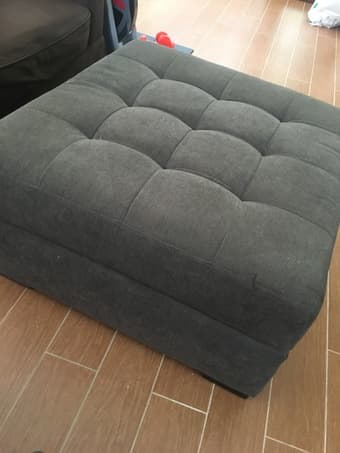 Green Ottoman in Excellent Condition 1