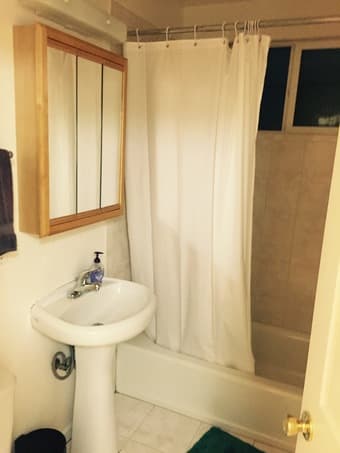Private room 15-20 min bike ride from Stanford 2