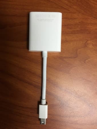 Apple Mini DisplayPort to VGA Adapter 1