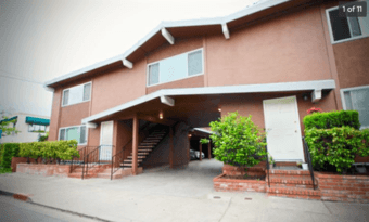 Studio Apt in Redwood City - Available First Week of May 1