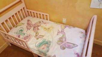 Moving sale, garden chaise lounge, cupboard, child bed, chair 3