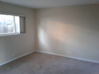 1 Master Bedroom w/ Bath in 2B2B Apt.  (April 16th - May 31st) 2