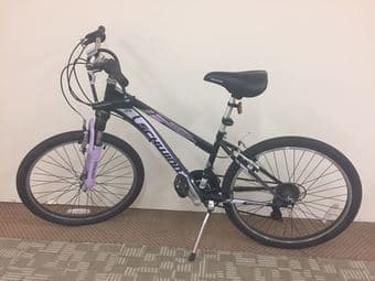 Almost New Mountain Bike + Helmet + U-Lock + Lights (women's bike) 1