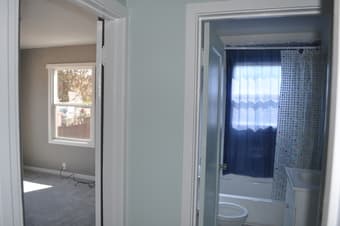 Downtown Sunnyvale, Next to public transportation 1/1 duplex. 1