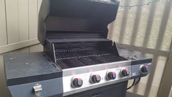 BRINKMANN 4 BURNER GAS GRILL 3