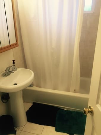 Private room 15-20 min bike ride from Stanford 2