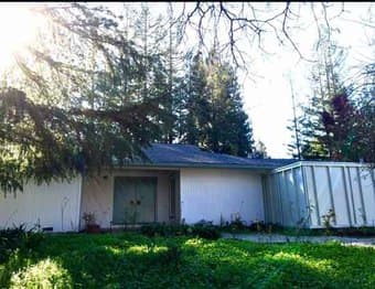 Are you our missing piece? Co-ed shared housing - roommate wanted! 1