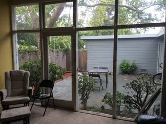 Furnished Bright Private Bedroom in a 4 BR house 2