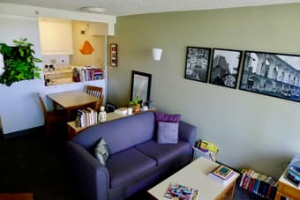 1br - 650ft2 - Sublease a Quiet, Furnished 1-br on Stanford C 1