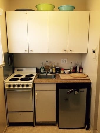 A studio for rent between 4/21-5/10 at San Carlos - $600 3