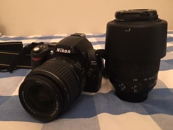 Nikon D40 6.1MP SLR Camera Kit with 18-55mm and 55-200mm Lenses 2