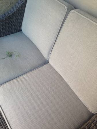 All-weather Outdoor Wicker Patio Loveseat / Couch / Bench - Like new! 3