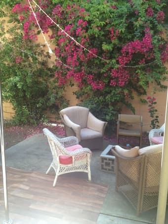 Room available in lovely apartment near Stanford! 3