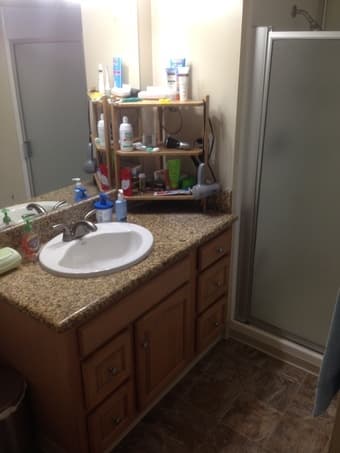 Master bedroom available in 2br/2ba in Menlo Park 3