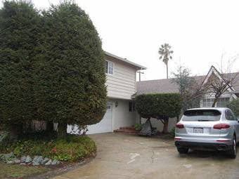 1 Bd Available Entrepreneur/Tech/Art House - OPEN HOUSE 4/23 7PM 1