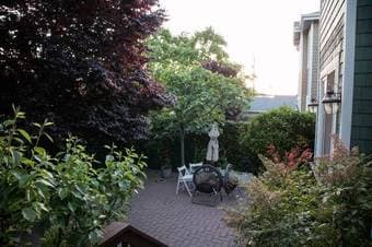 $2600 / 2100ft2 - Master bedroom with private bath for rent in 3 bed 3