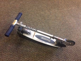 Blue Razor Spark Scooter 2