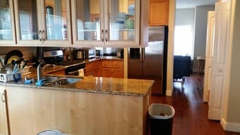 Bedroom for Rent in Nice East Palo Alto Home with Stanford Alumni 3