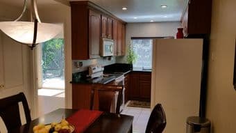 Semi-furnished room available in Sunnyvale (mid-May) 3