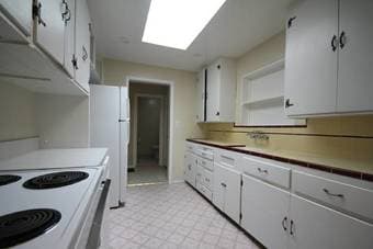 6 BR / 2 BA beautiful home in Palo Alto 3