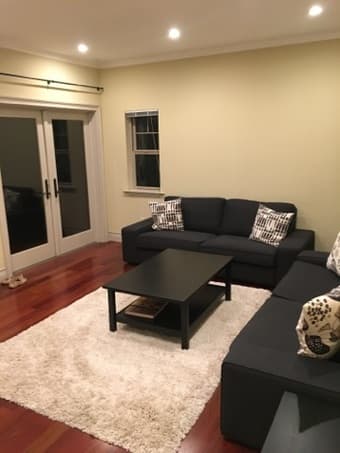 1BR w/ Private Bath in 5BR House, fully furnished [June 20 - Sept 22] 2