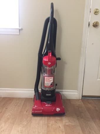 Dirt Devil Vacuum Cleaner 1