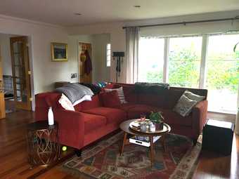 Large Room Available - 4 Bedroom House in Palo Alto (Embarcadero Rd) 3