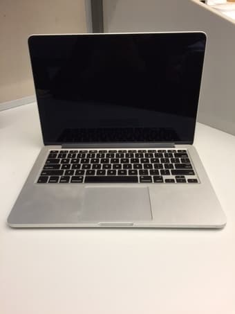 Apple MacBook Pro 13'' with Retina Display 3