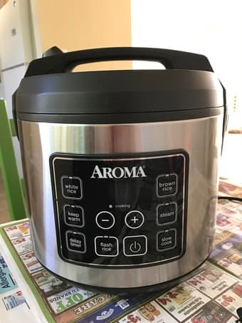 Moving sale! Comforter, bike, rice cooker, hanger, helmet 1
