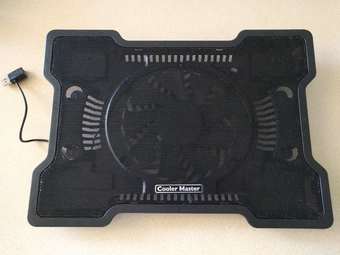 LG 22inch monitor and fan cooler for PC 1