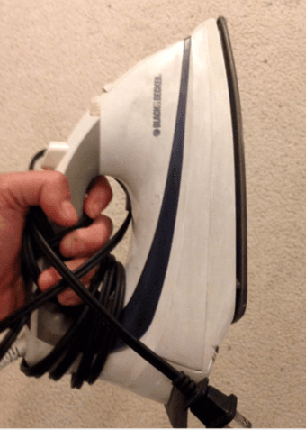 Black and Decker Iron 1