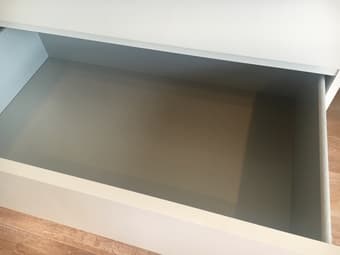 $40 4-drawer dresser and $10 table/desk OBO - pick up in San Francisco 2