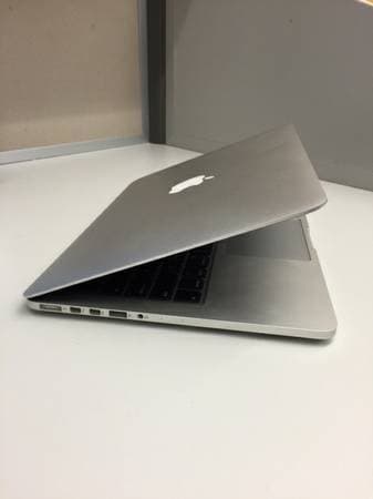 Macbook Pro 13'' with Retina Display 3