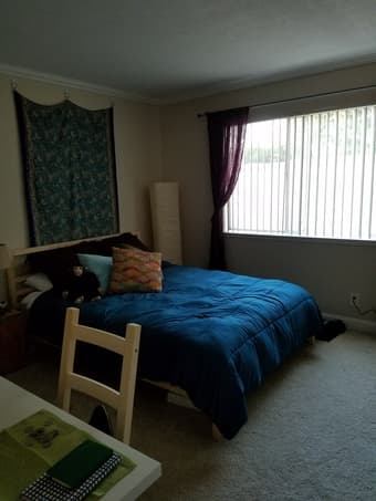 Summer sublet Redwood City 6/1 to 7/22 or 7/29- $1434/month 3