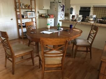 Ethan Allen Tables / 4 chairs 1