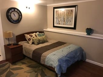 Short term efficiency Studio in SF available 1