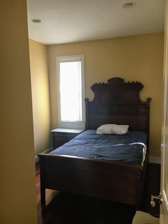 Beautiful En Suite Bedroom/ Bathroom to Sublet from Aug 20- Sept 20 1