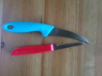 Knives x 2 1