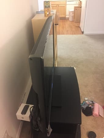Sony Bravia 1080p LCD HDTV 40 inch excellent condition for sale 2