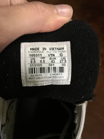 Nike Air max millennium size 9.5 in excellent condition - $30 1